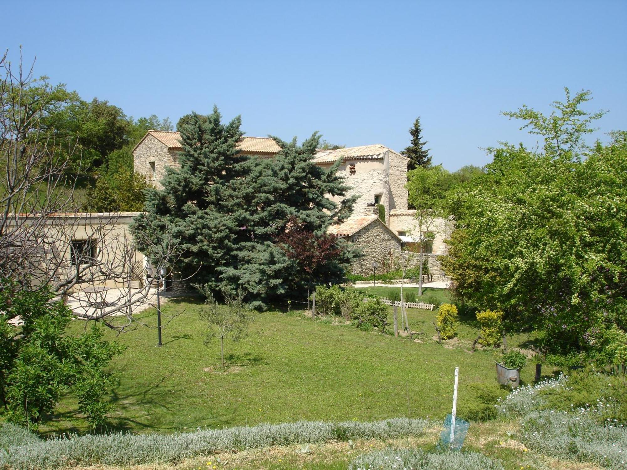 Hotel Domaine De La Grange Neuve La Roque-sur-Pernes Exterior foto